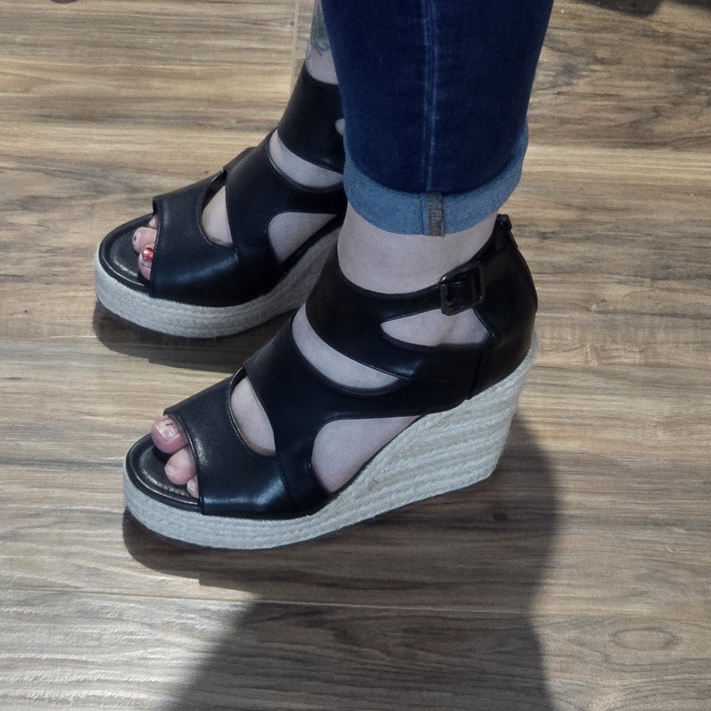 Black wedge sandals